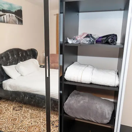Comfy Apartment 5 Min Walk To Barking Station Exterior photo