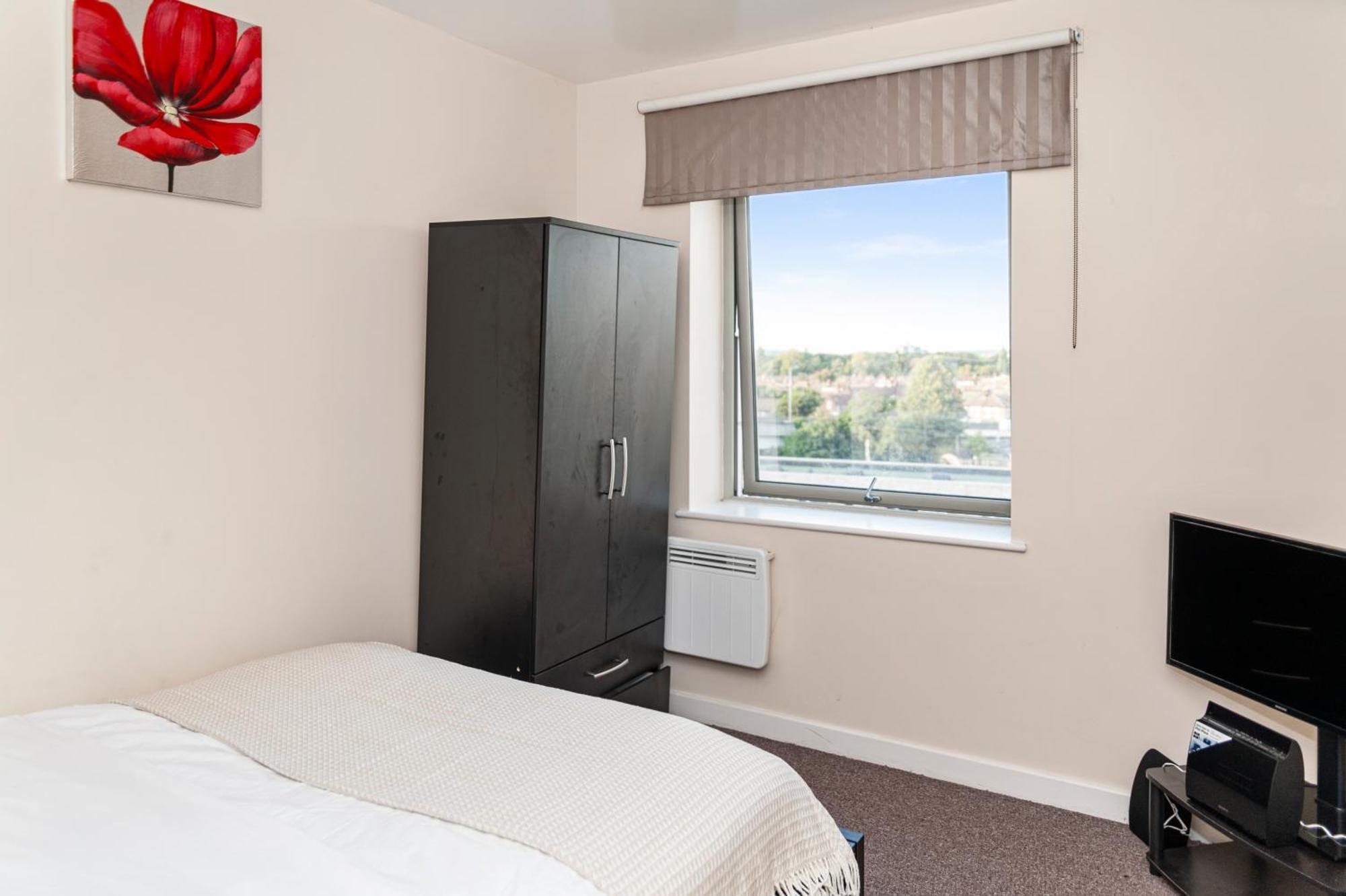 Apartment Comfy 5 Min Walk To Barking Station *