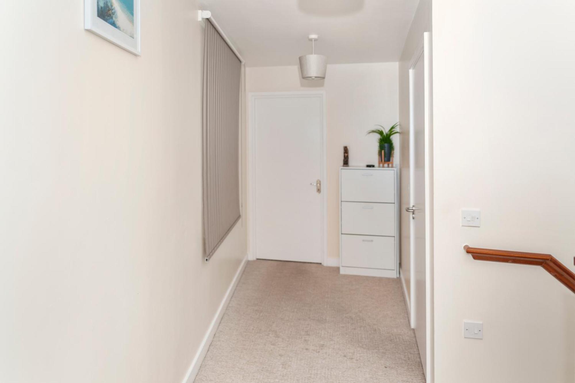 Comfy 5 Min Walk To Barking Station Barking (Greater London)