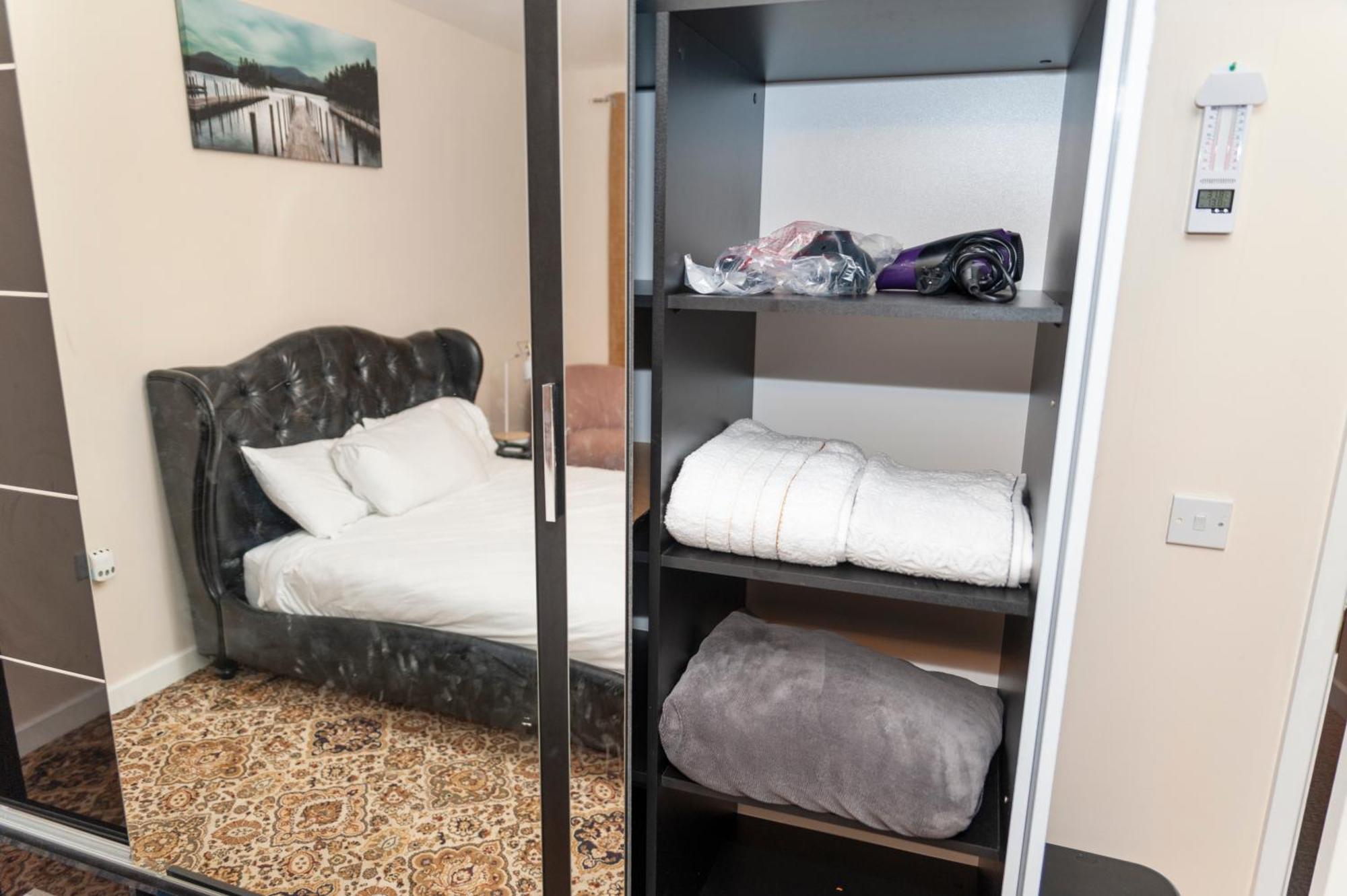 Comfy 5 Min Walk To Barking Station * Barking (Greater London)