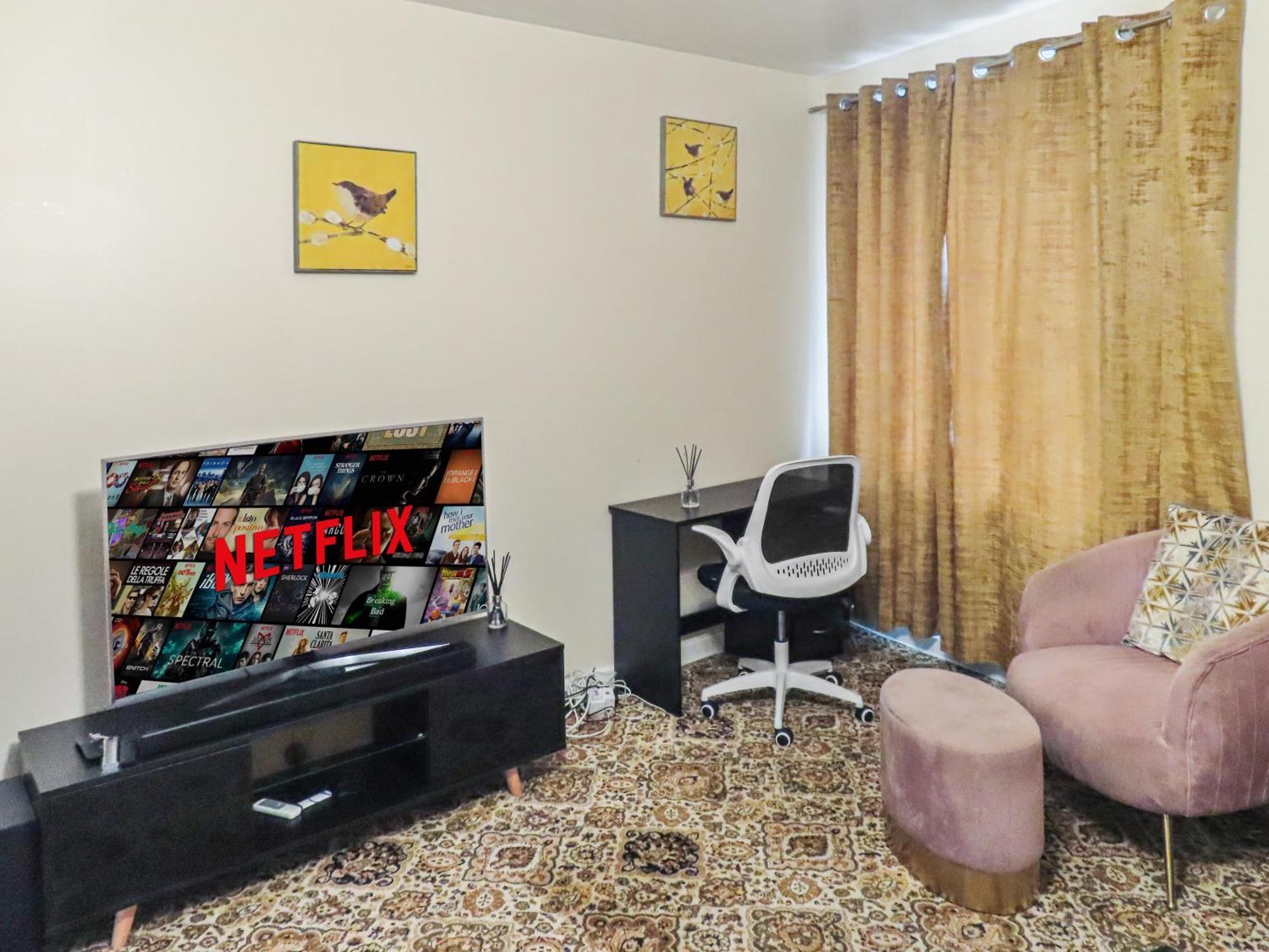 Comfy 5 Min Walk To Barking Station Apartment *
