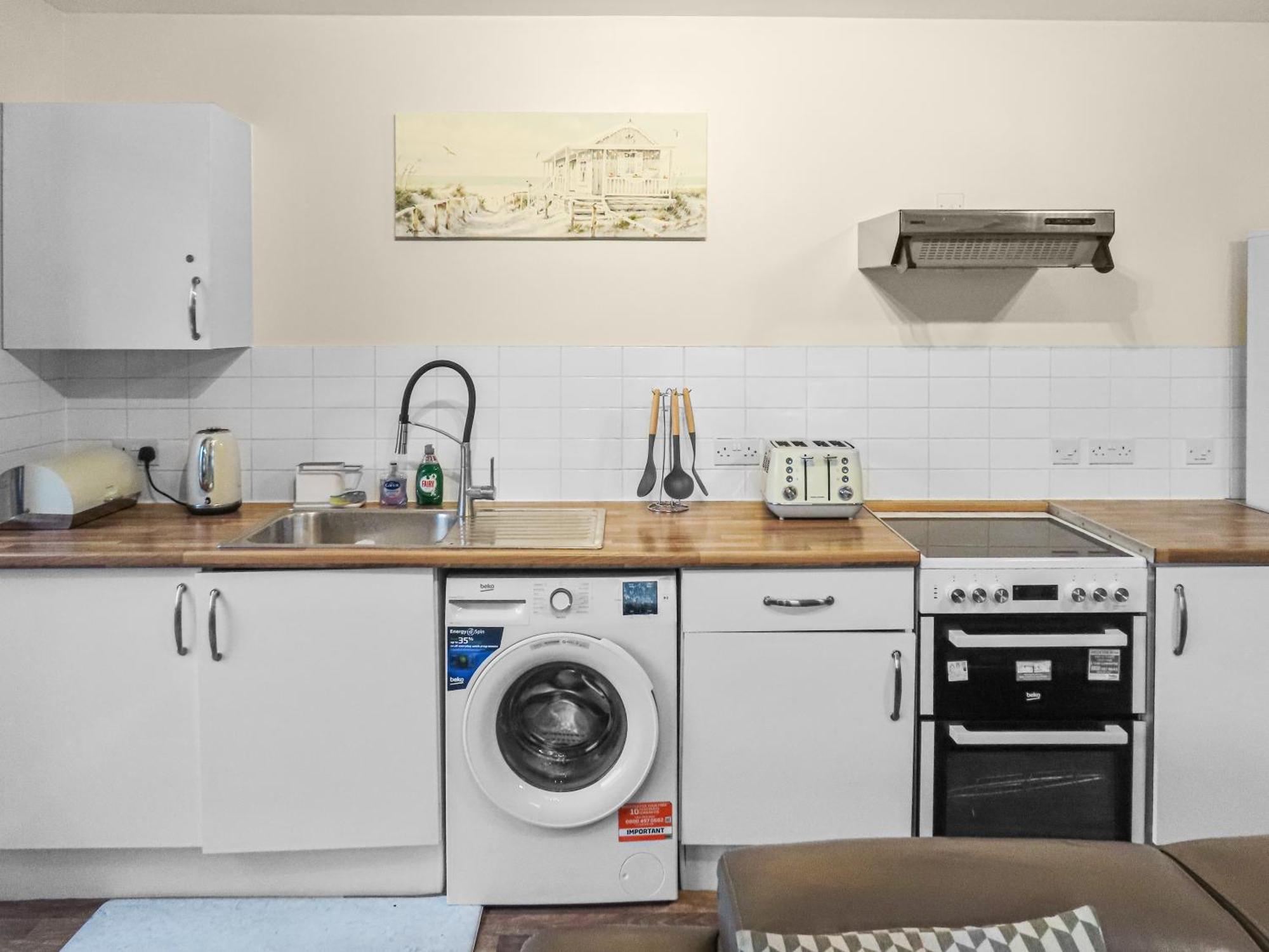 Apartment Comfy 5 Min Walk To Barking Station Barking (Greater London)